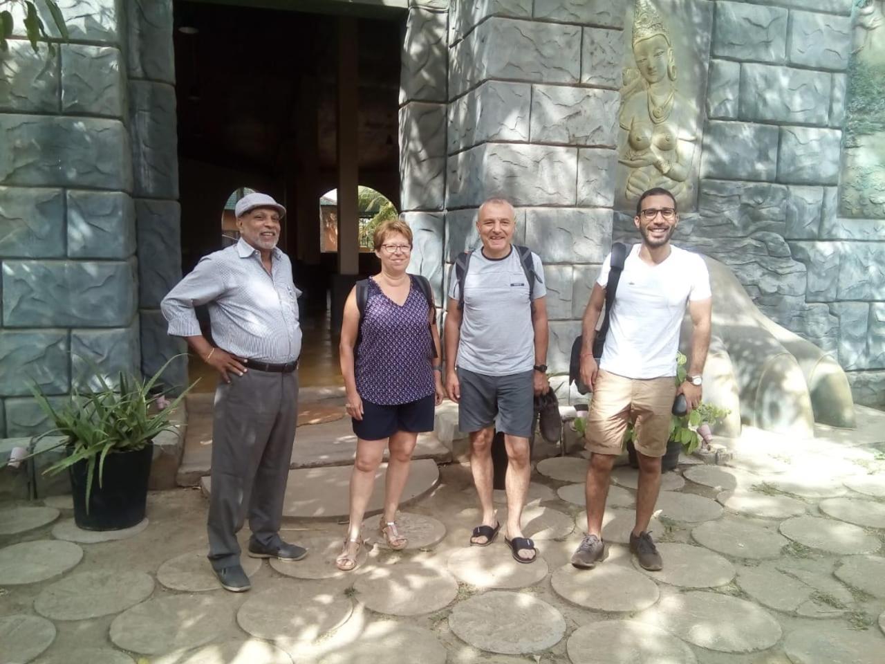 Isiwara Paura Bugged Apartment Sigiriya Ngoại thất bức ảnh